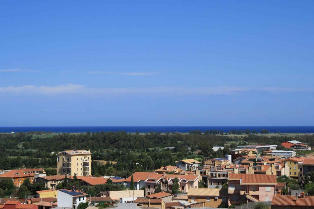 Residenza Petrera Aparthotel Muravera Exterior foto